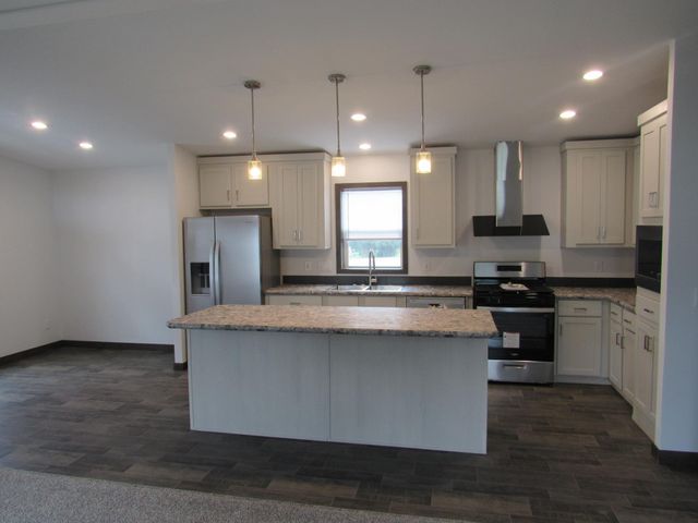 825 Folz Boulevard, Moose Lake, MN 55767