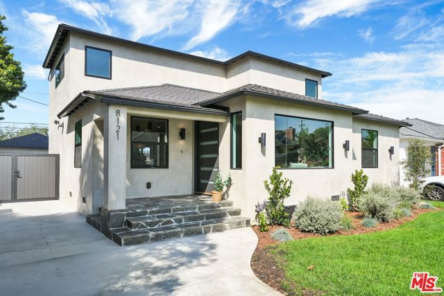 8121 Chase Avenue, Los Angeles, CA 90045