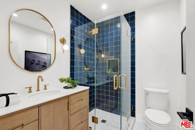 8121 Chase Avenue, Los Angeles, CA 90045