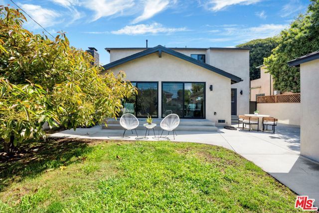 8121 Chase Avenue, Los Angeles, CA 90045