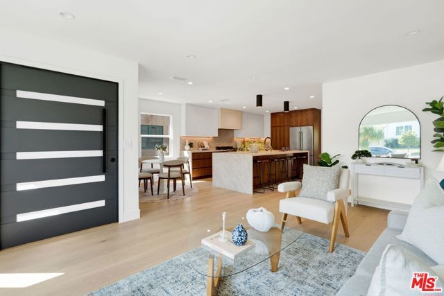 8121 Chase Avenue, Los Angeles, CA 90045
