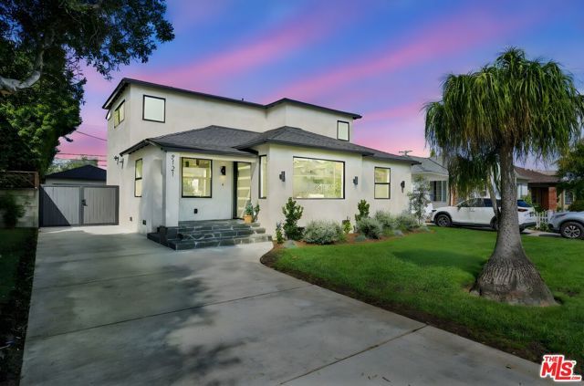 8121 Chase Avenue, Los Angeles, CA 90045