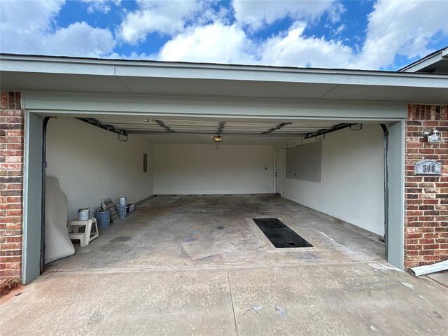 809 Cavecreek Street, Norman, OK 73071