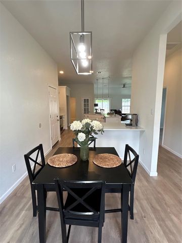809 Cavecreek Street, Norman, OK 73071