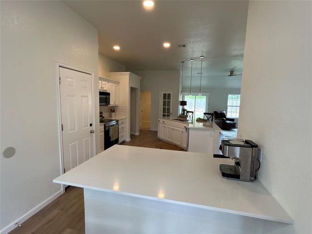 809 Cavecreek Street, Norman, OK 73071
