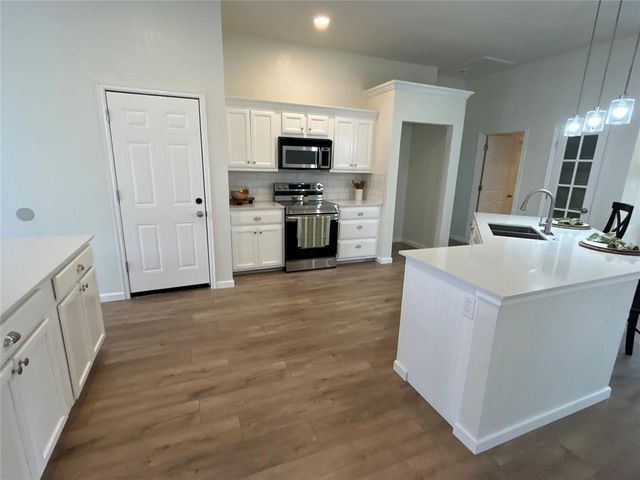 809 Cavecreek Street, Norman, OK 73071