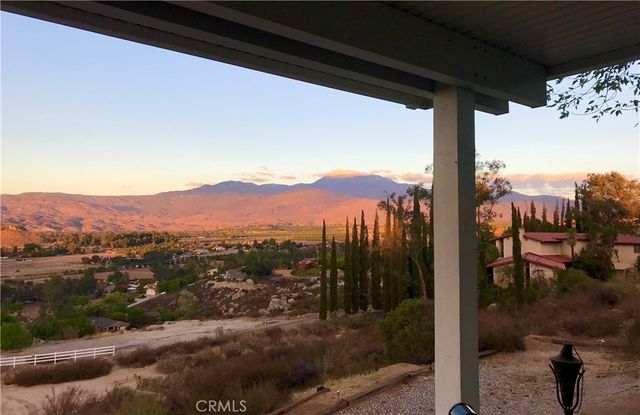 28291 Vista Del Valle, Hemet, CA 92544