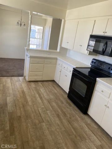137 W Fredricks, Barstow, CA 92311