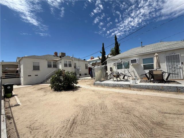 137 W Fredricks, Barstow, CA 92311