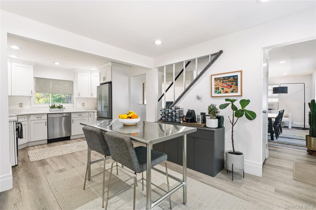 7 Charm City Drive, Port Jefferson Station, NY 11776 — photo 5