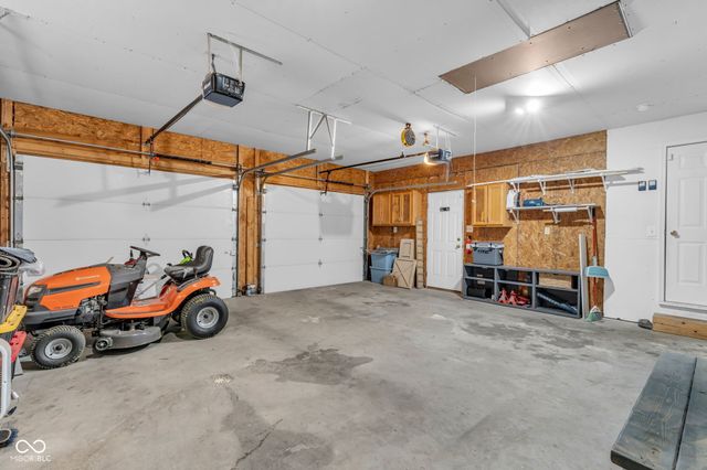 567 Mill Springs, Coatesville, IN 46121