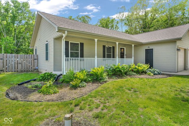 567 Mill Springs, Coatesville, IN 46121