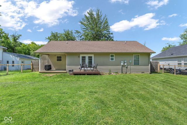 567 Mill Springs, Coatesville, IN 46121