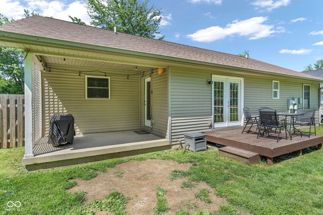 567 Mill Springs, Coatesville, IN 46121