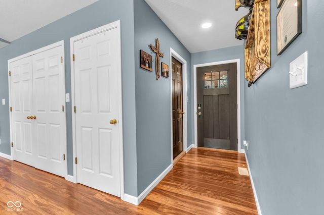 567 Mill Springs, Coatesville, IN 46121