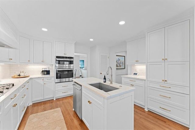 2585 Links End, Roswell, GA 30076