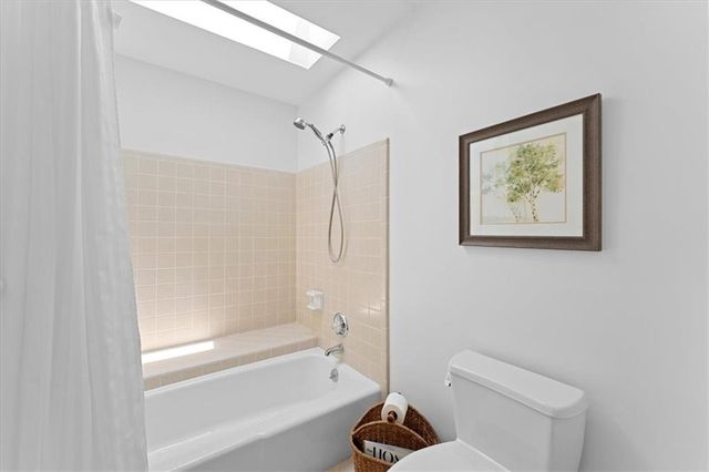 2585 Links End, Roswell, GA 30076