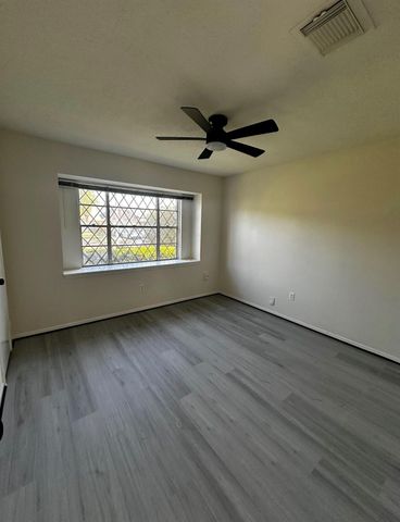 12123 Plumpoint Drive, Houston, TX 77099