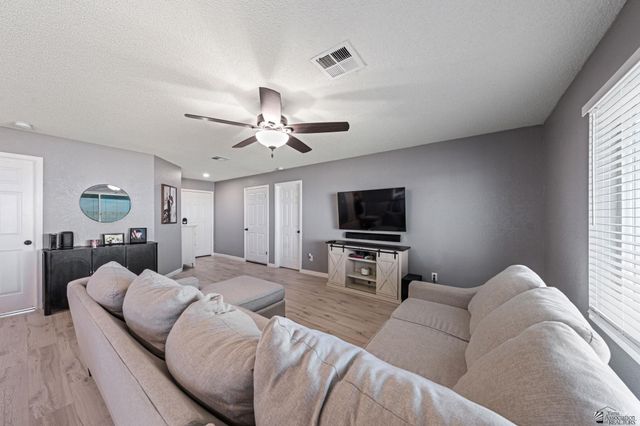 1377 S Fresno Ave, Somerton, AZ 85350