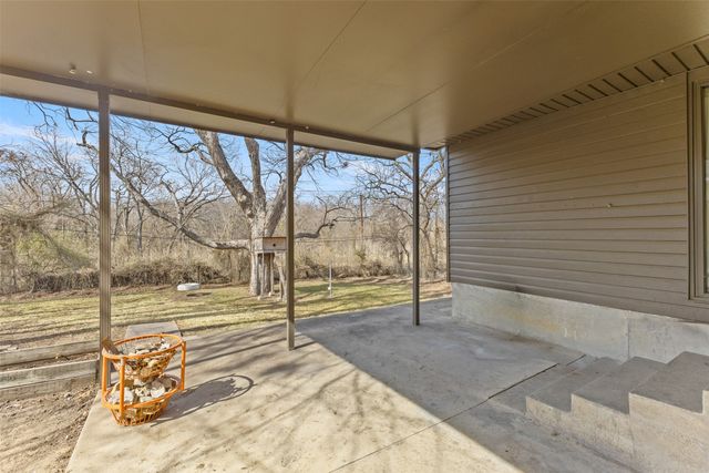 1206 Hillside Drive, Grand Prairie, TX 75051