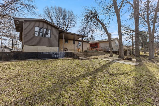 1206 Hillside Drive, Grand Prairie, TX 75051