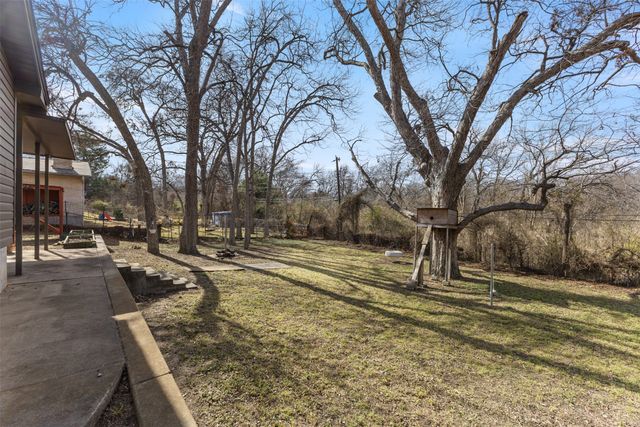 1206 Hillside Drive, Grand Prairie, TX 75051