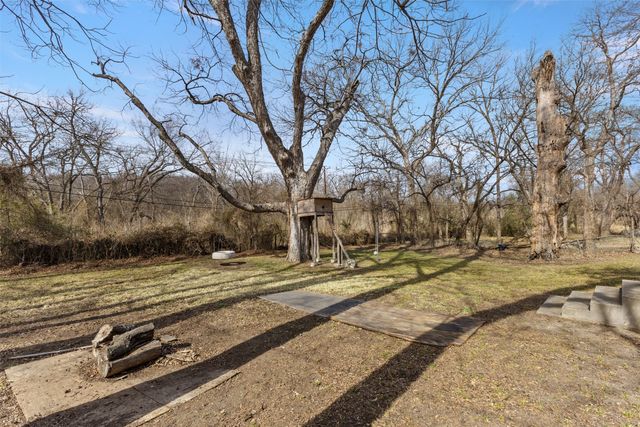 1206 Hillside Drive, Grand Prairie, TX 75051