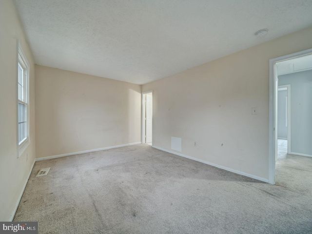 2048 N ANVIL LN, Temple Hills, MD 20748