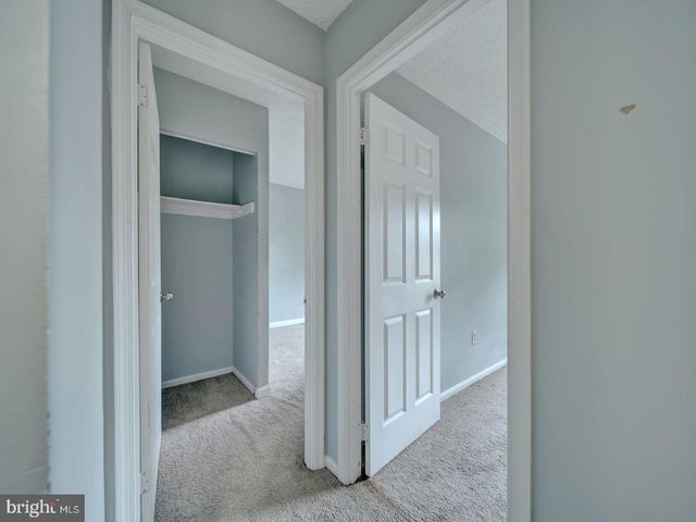 2048 N ANVIL LN, Temple Hills, MD 20748