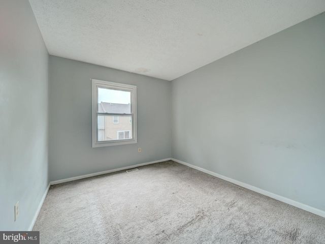 2048 N ANVIL LN, Temple Hills, MD 20748