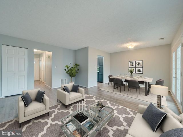 2048 N ANVIL LN, Temple Hills, MD 20748