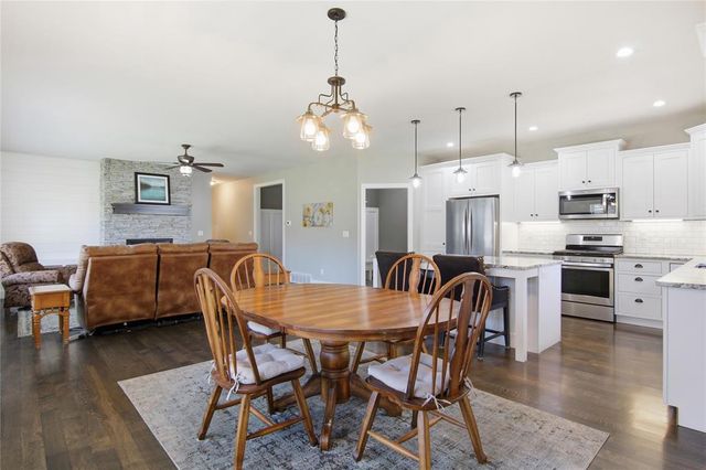 4521 Harless Road, Eau Claire, WI 54701