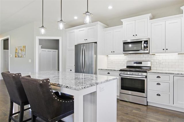 4521 Harless Road, Eau Claire, WI 54701