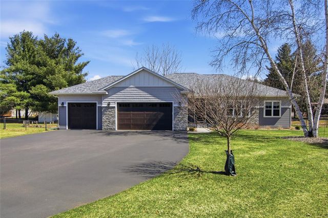 4521 Harless Road, Eau Claire, WI 54701