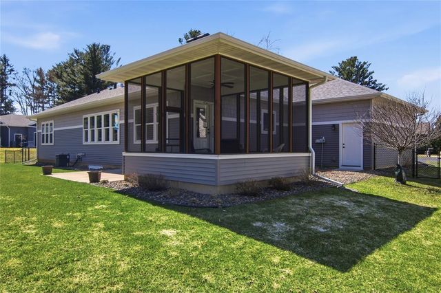 4521 Harless Road, Eau Claire, WI 54701