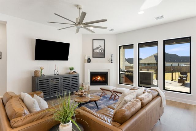 321 Allegheny WAY, Kyle, TX 78640