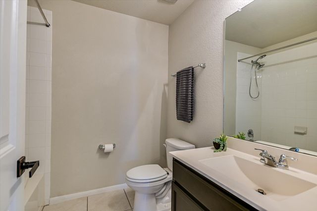 2027 Langdale LN, Austin, TX 78754