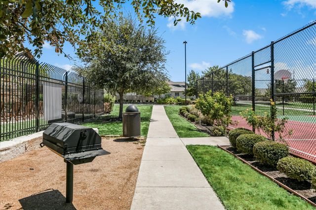 2027 Langdale LN, Austin, TX 78754