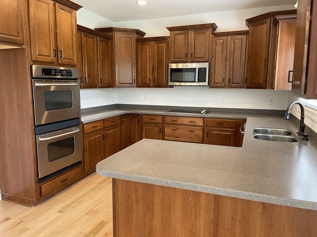 265 Gray Hawk Trl, Clarksville, TN 37043
