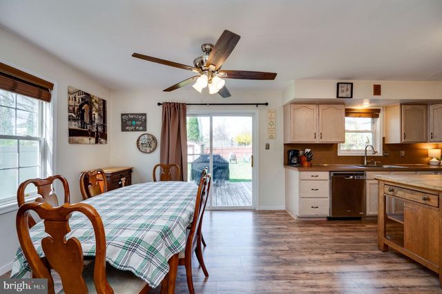 512 CANVASBACK CT, Birdsboro, PA 19508