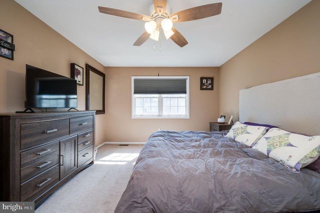 512 CANVASBACK CT, Birdsboro, PA 19508