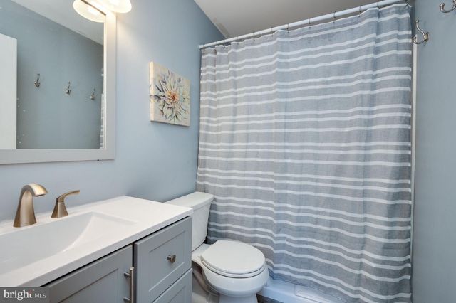 512 CANVASBACK CT, Birdsboro, PA 19508