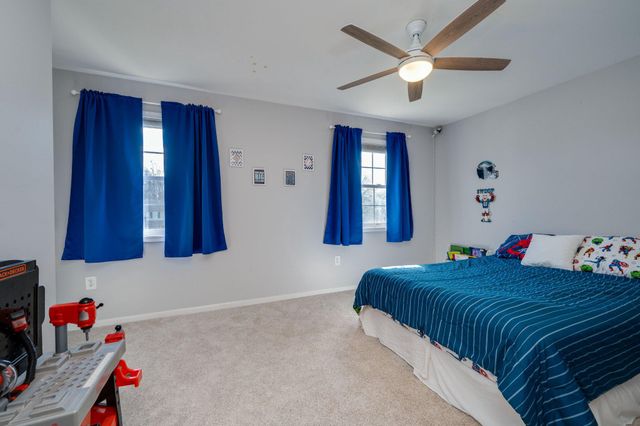 512 CANVASBACK CT, Birdsboro, PA 19508