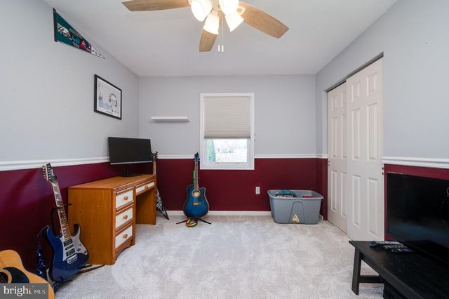512 CANVASBACK CT, Birdsboro, PA 19508
