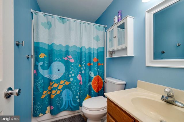512 CANVASBACK CT, Birdsboro, PA 19508