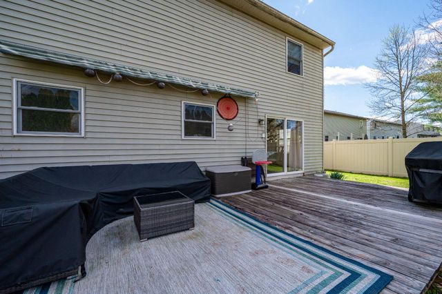 512 CANVASBACK CT, Birdsboro, PA 19508