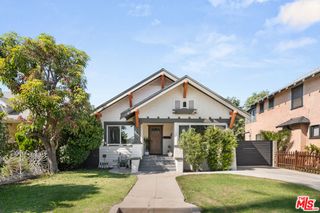 1231 W 49th Street, Los Angeles, CA 90037