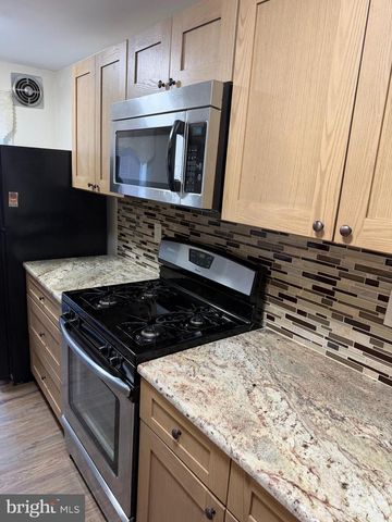 8437 FAYETTE ST, Philadelphia, PA 19150