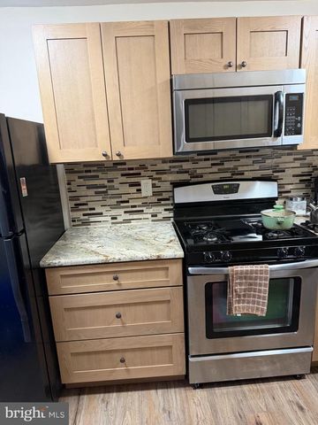 8437 FAYETTE ST, Philadelphia, PA 19150