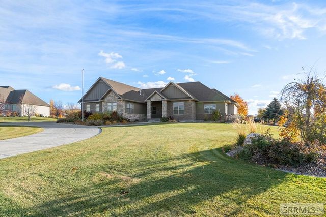 6138 Pheasant Drive, Ammon, ID 83401